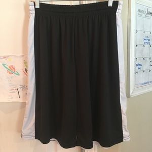 Men's drawstring shorts